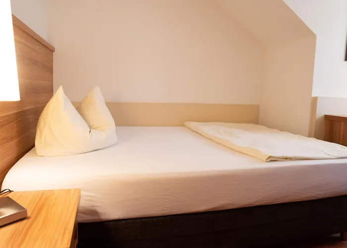 Jaegerhof Szálloda *